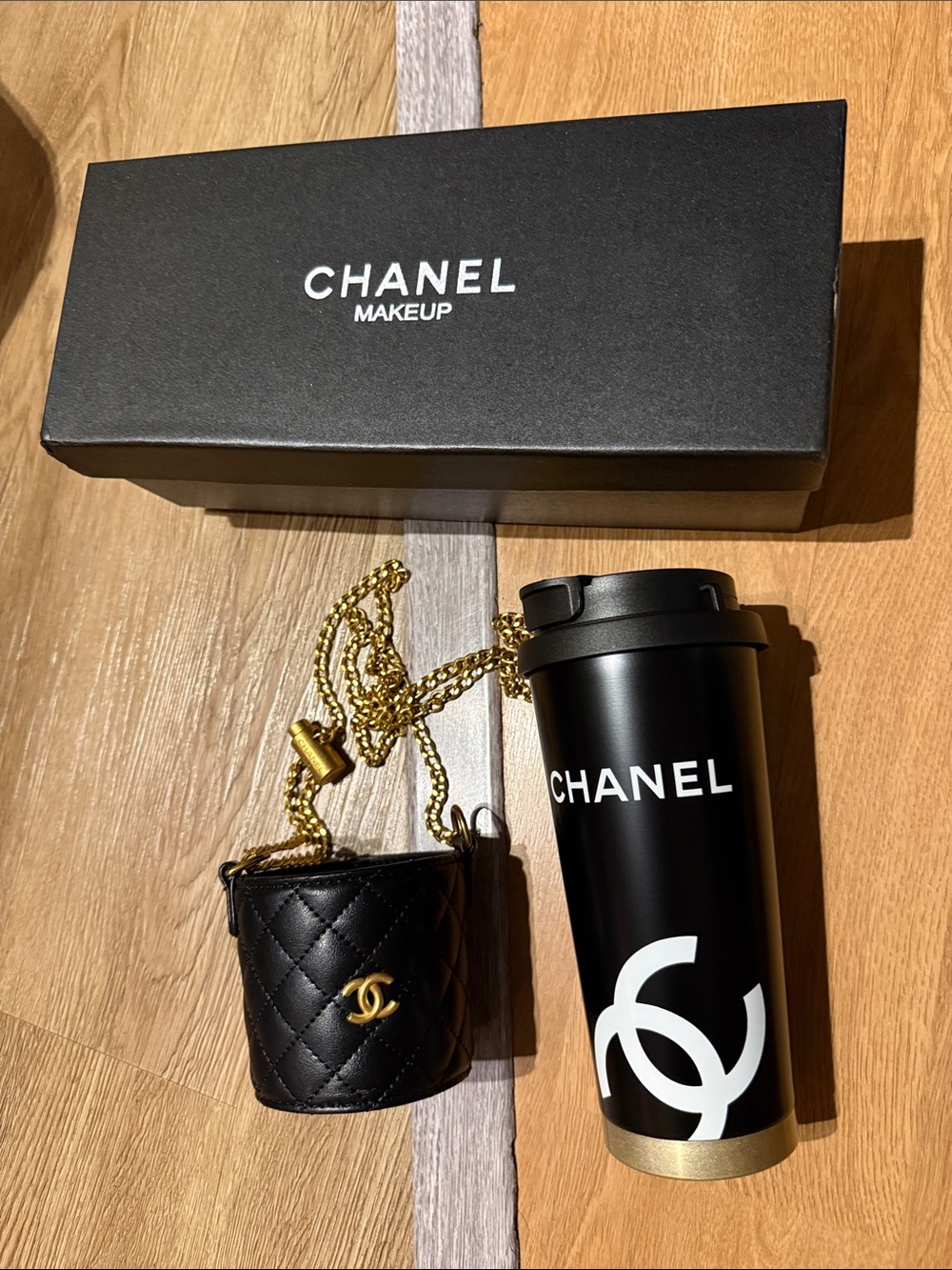 CHANEL Gift Set water bottle with carrying